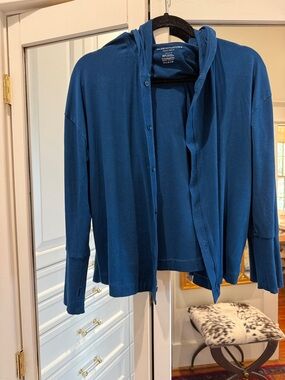 Women’s Blue Hooded Button-Front Cardigan Sweater